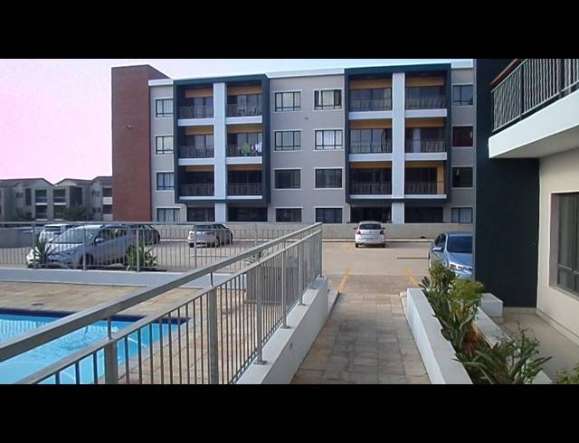 2 BEDROOM APARTMENT FOR SALE IN UMHLANGA RIDGE